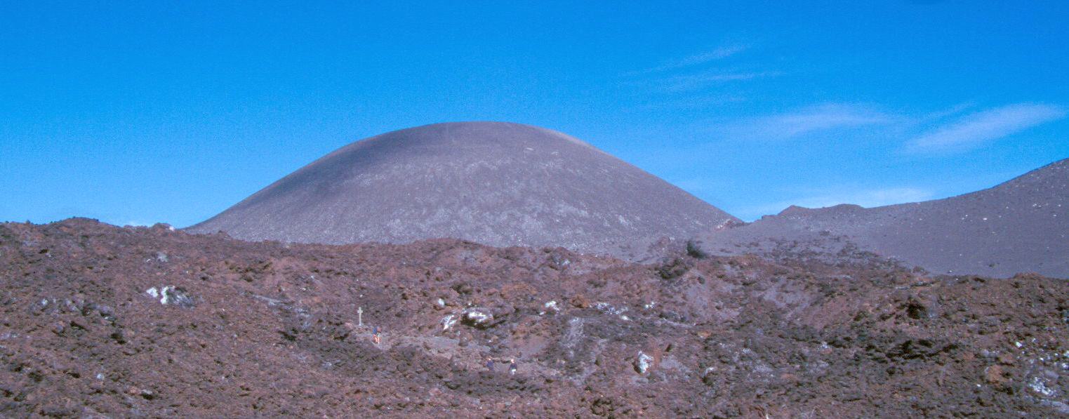 16-VII-2001. Nace el cono del Lagheto. Modificacin de la zona de cumbres