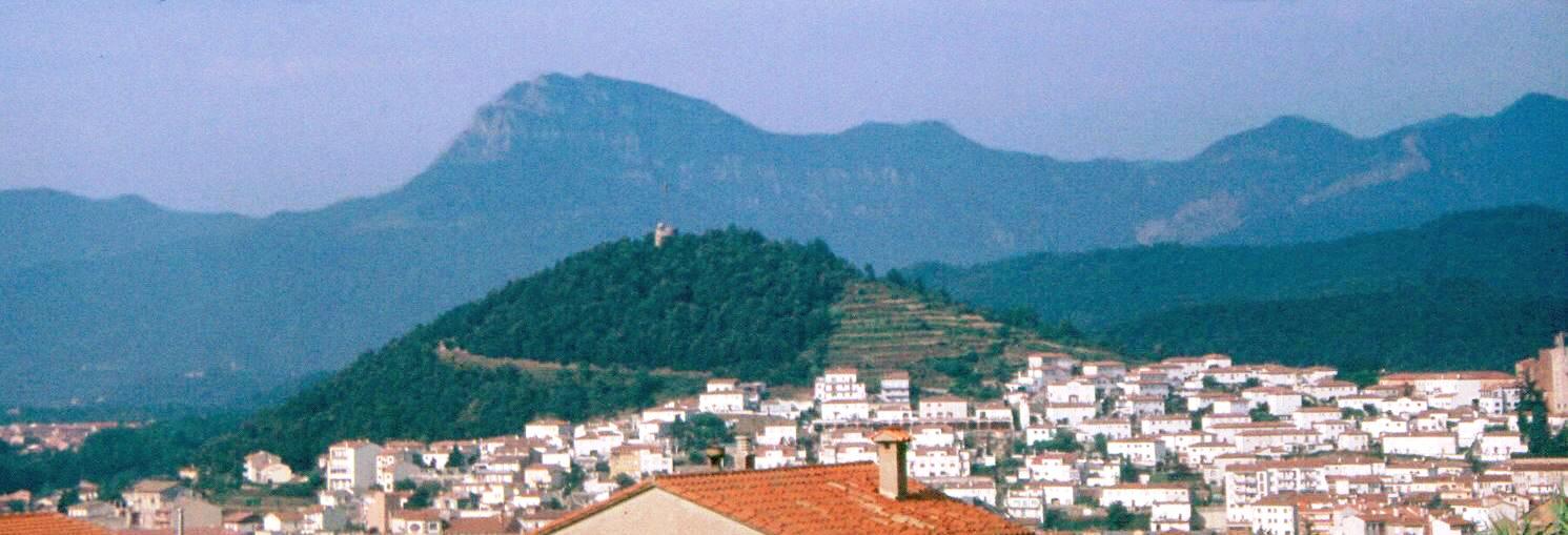 La Garrinada y el Puigsacalm desde Olot