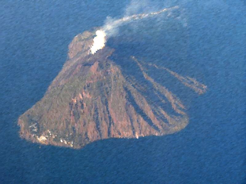 Pasa el ratn y vers una foto del crter del volcn Stromboli