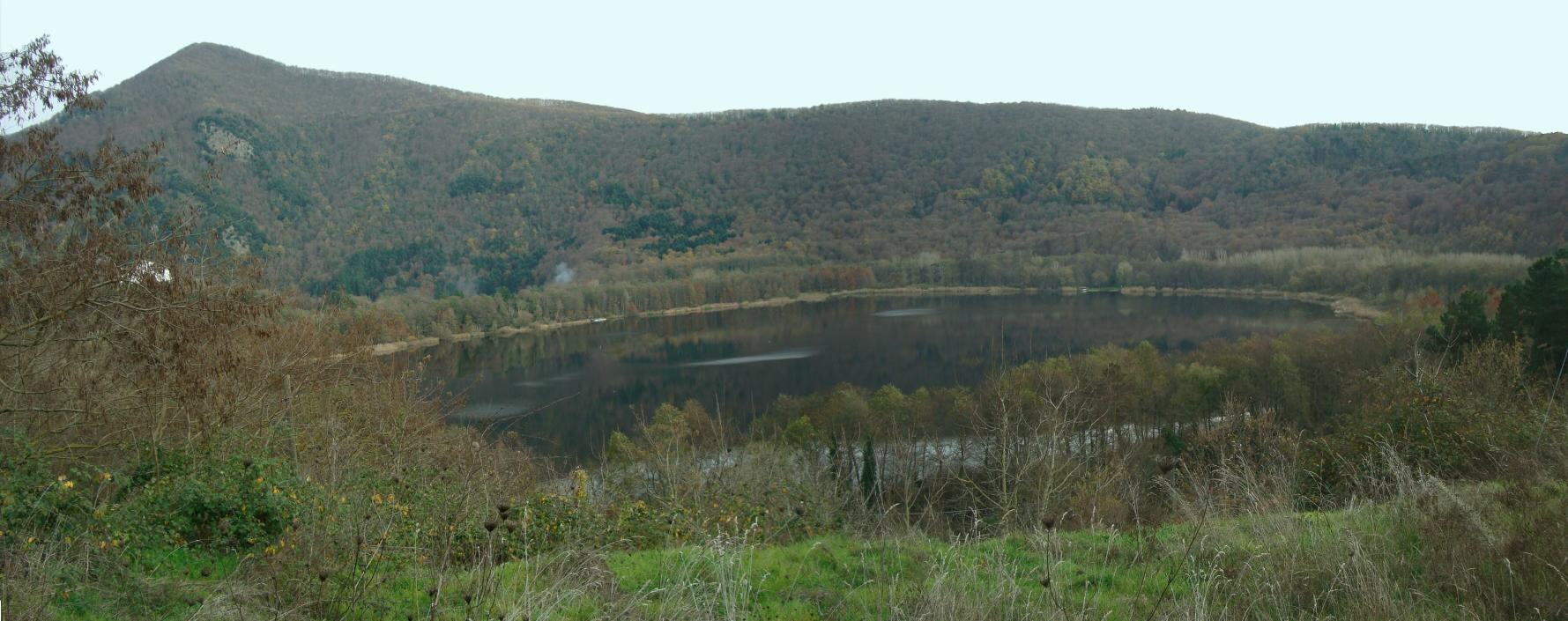 Maar de Monticchio. Lago Grande