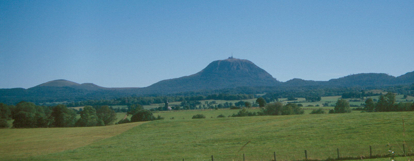 Cadena de Los Puys y Puy de Dome