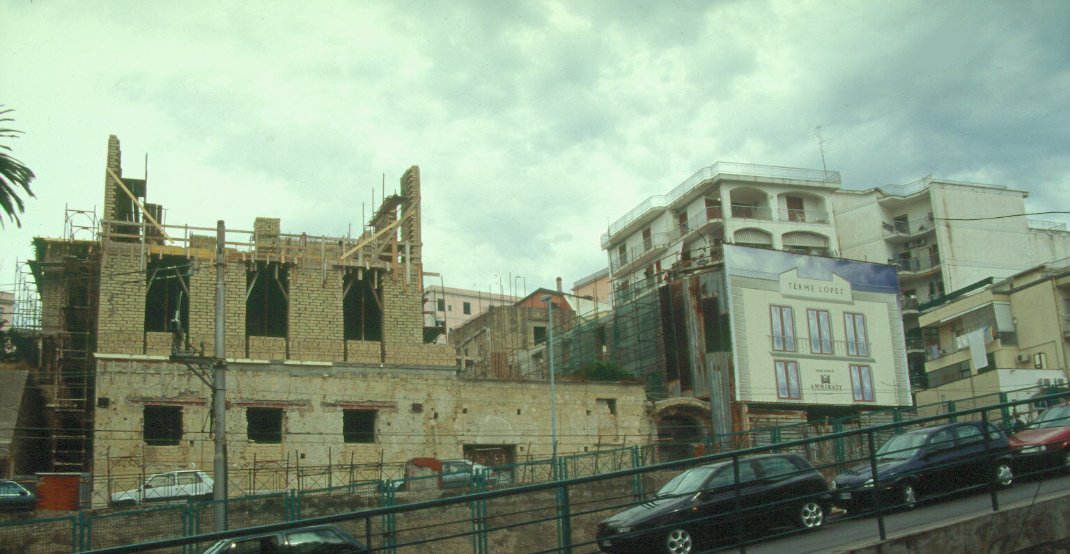 Reconstruccin tras un proceso intenso de elevacin del suelo en Pozzuoli