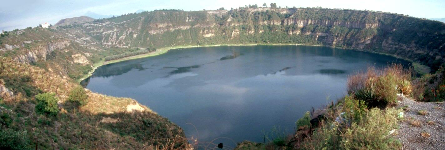 Maar y laguna de Aljojuca