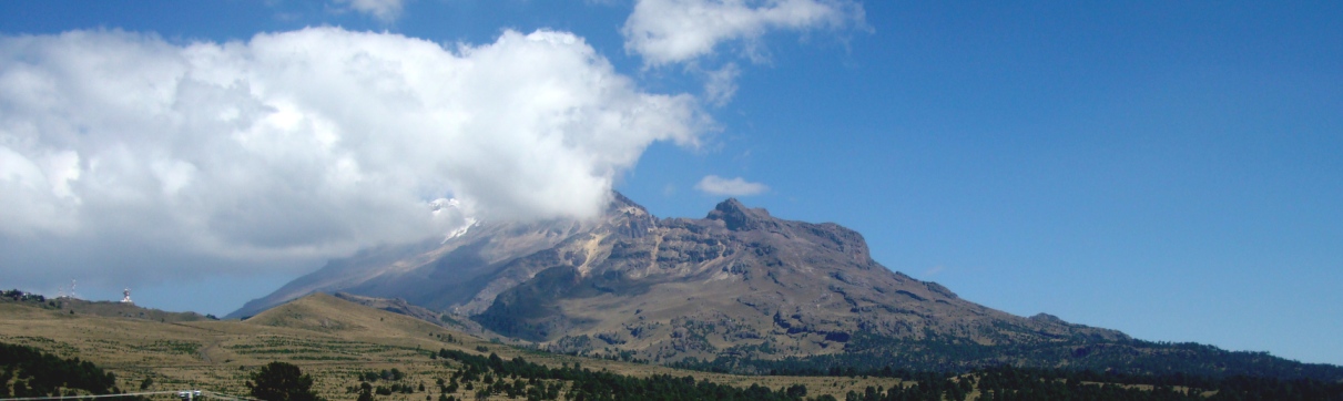 Las nubes avanzan con rapidez. Paso de Corts